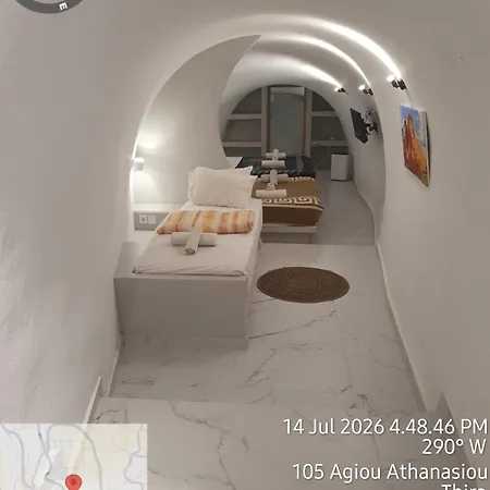 Bloom Szálloda Fíra